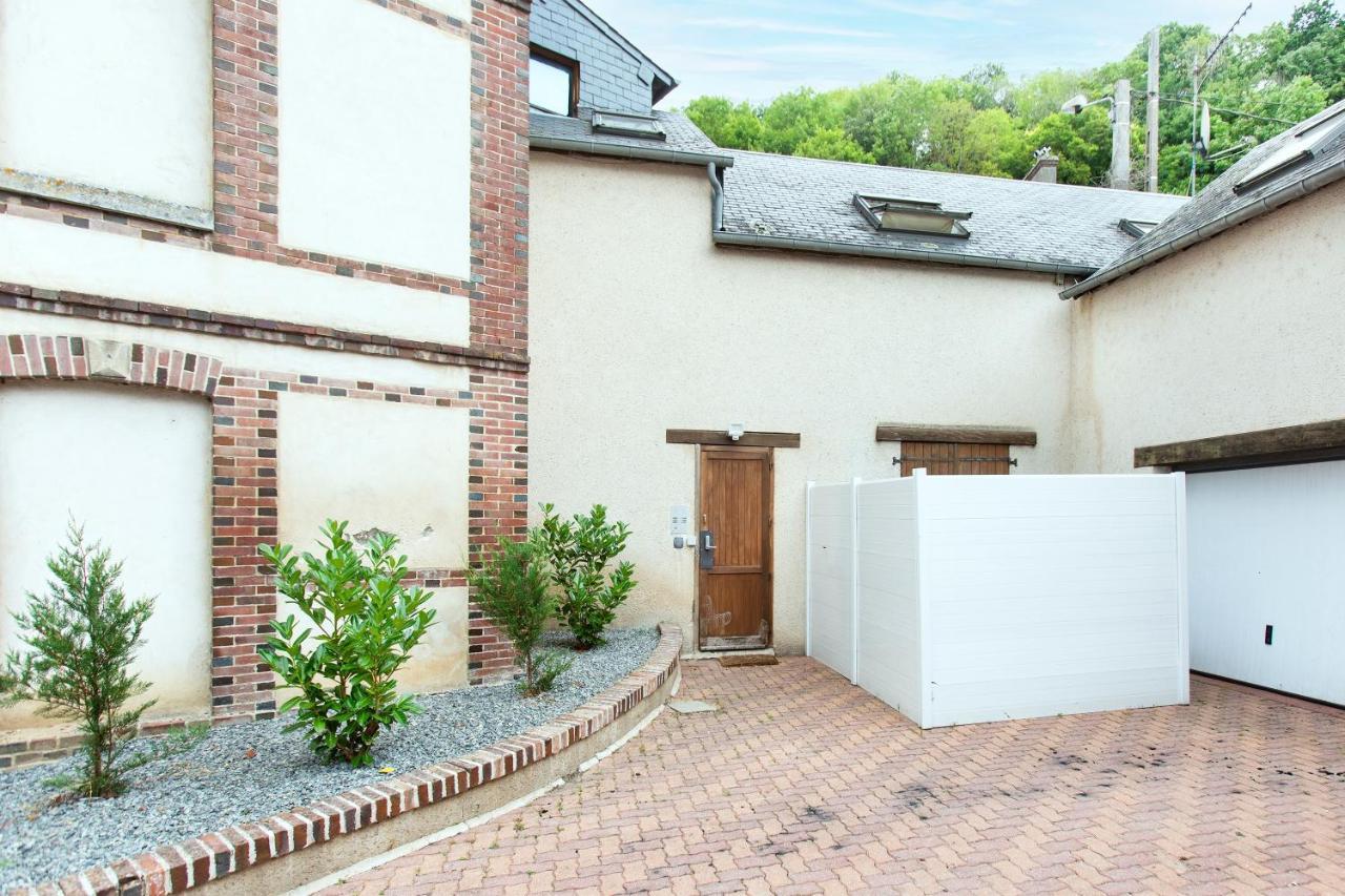 La Petite Terrasse - Appartement Spacieux Brionne Kültér fotó